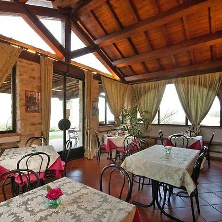 Holiday Country House Fonte Al Noce Nerbisci Peg011005 Dyb 公寓 古比奥