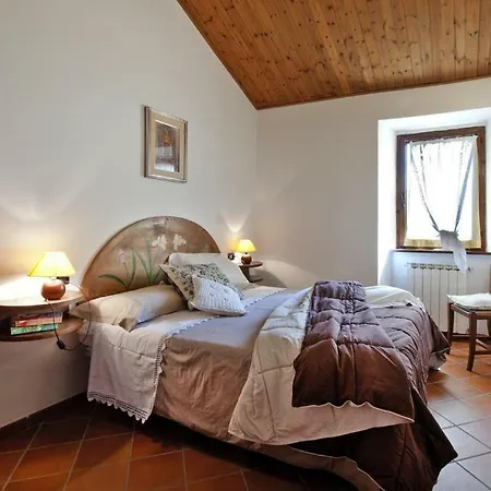 Holiday Country House Fonte Al Noce Nerbisci Peg011005 Dyb 公寓